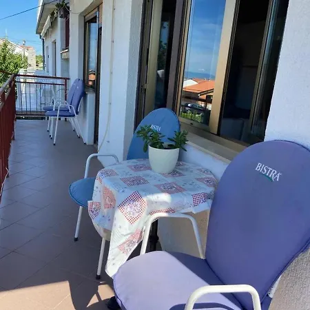 With A Parking Space - 22214 Crikvenica