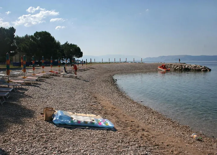 Apartman With Parking Space - 22214 Crikvenica