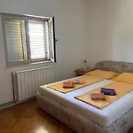 With Parking Space - 22214 Crikvenica