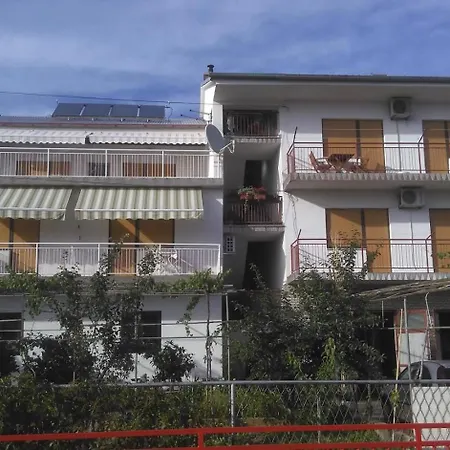 With A Parking Space - 22214 Apartment Crikvenica