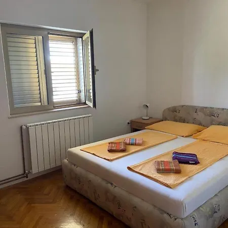 With A Parking Space - 22214 Crikvenica