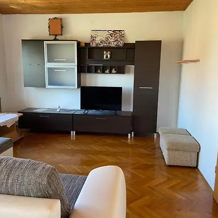 Apartment With A Parking Space - 22214