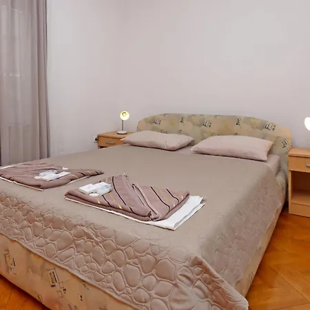 With Parking Space - 22214 Lejlighed Crikvenica